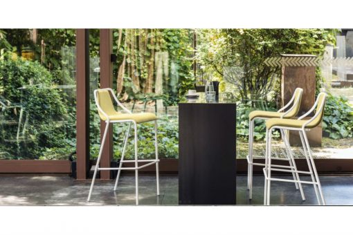 Ola stool