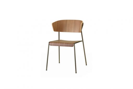 Lisa wood chair with armrests