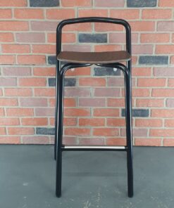 Hull stool